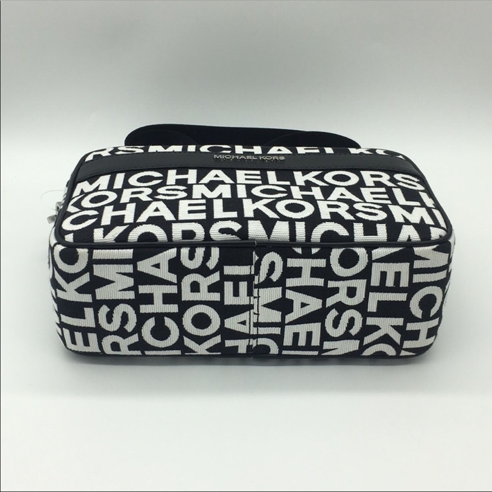 MICHAEL KORS KENLY LG POCKET XBODY BLACK MULTI_4